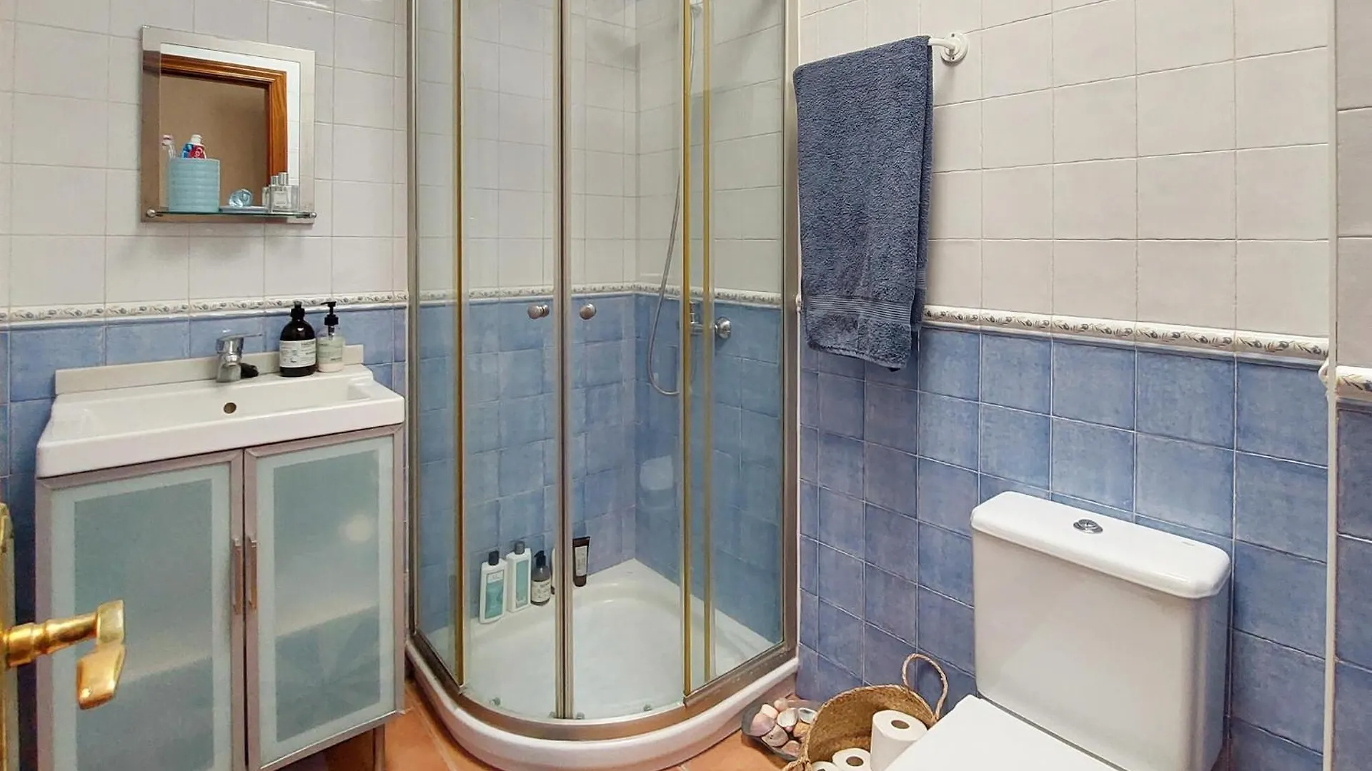 Lovely Apartment In Fuengirola With Wifi