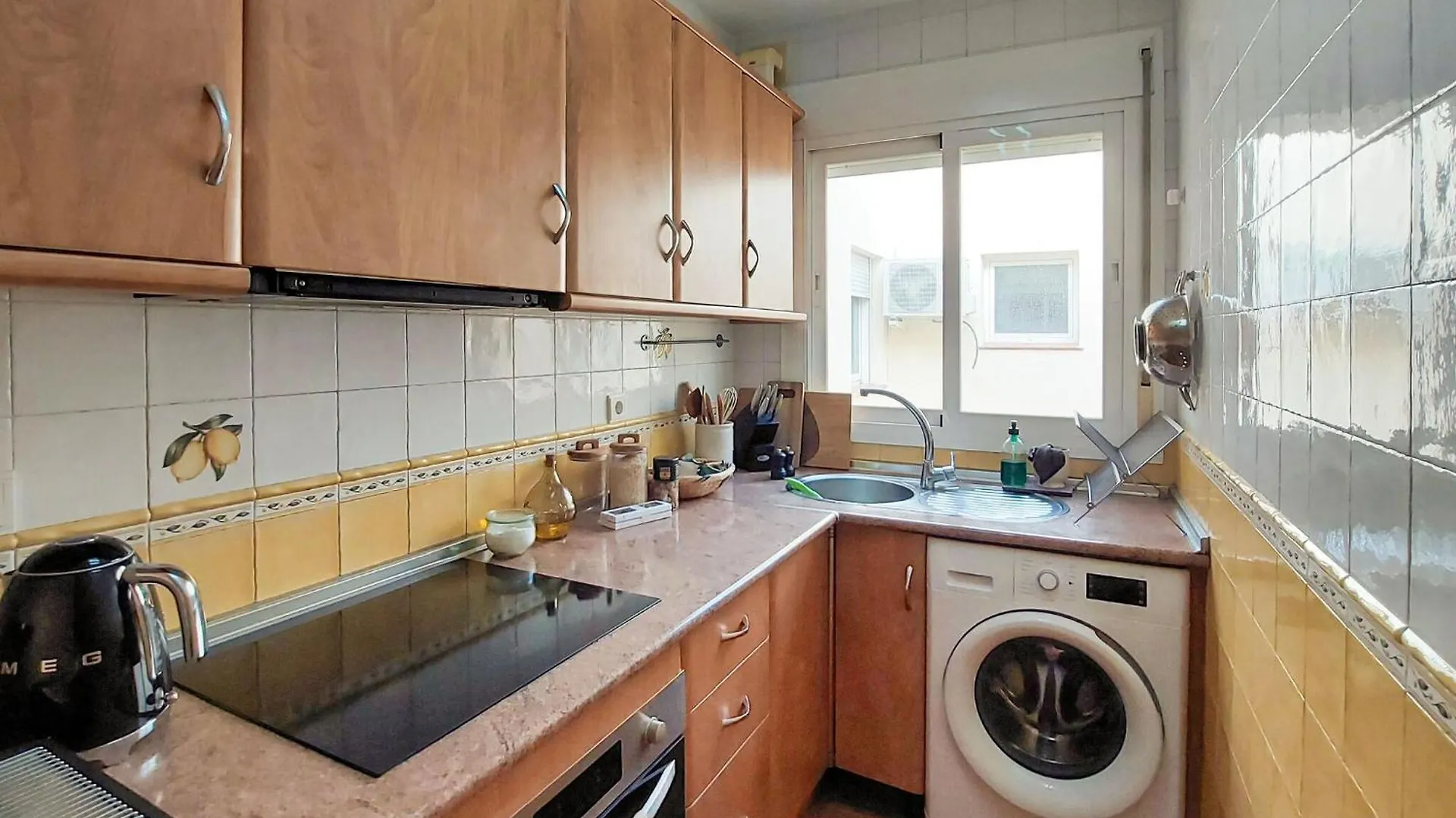 Lovely Apartment In Fuengirola With Wifi